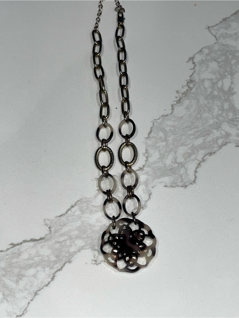 Gold and Black Floral Medallion Chain Necklace - Picture 3 of 3